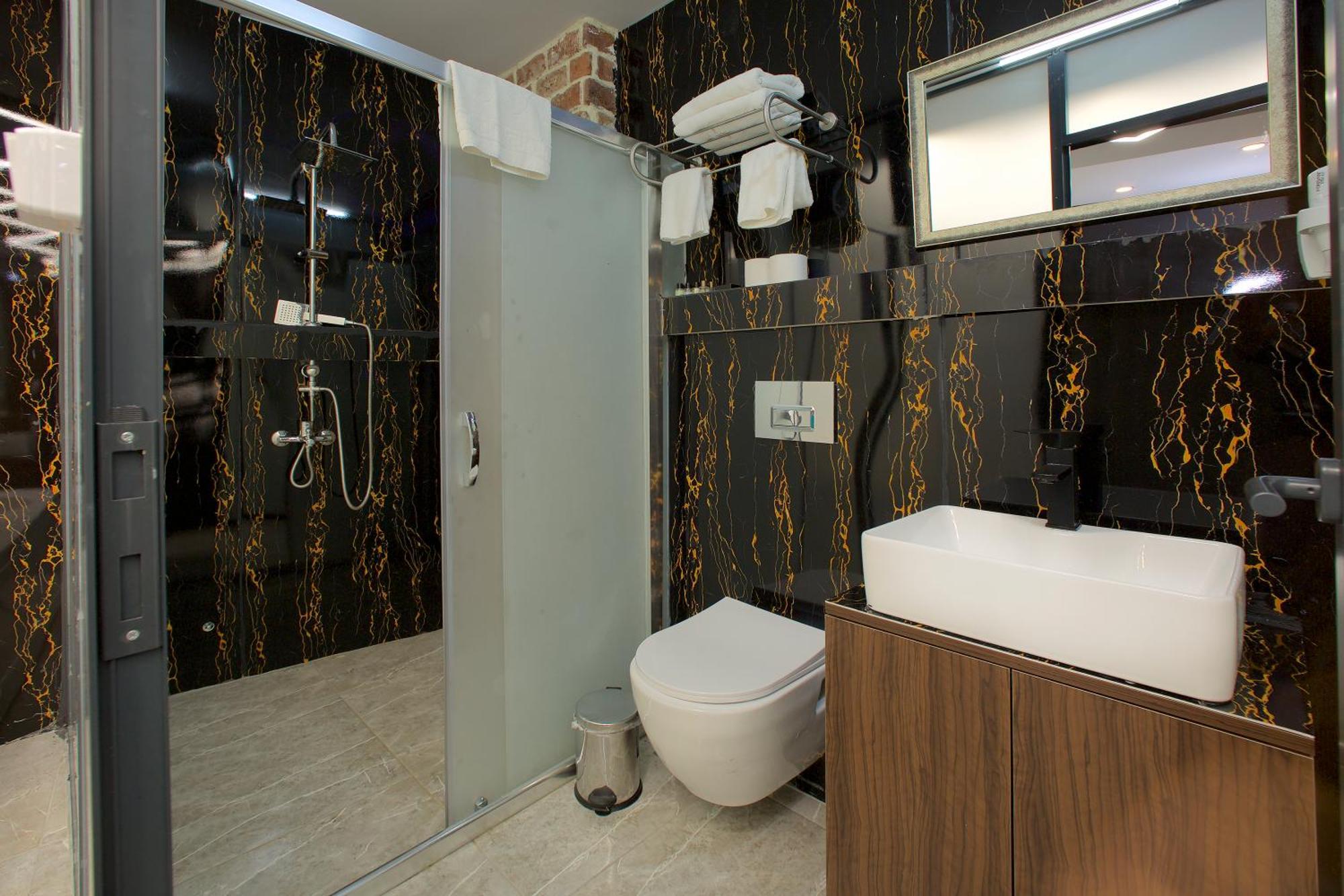Galata By Boss Hotel Estambul Exterior foto